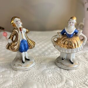 Vintage hand painted porcelain colonial style figurines